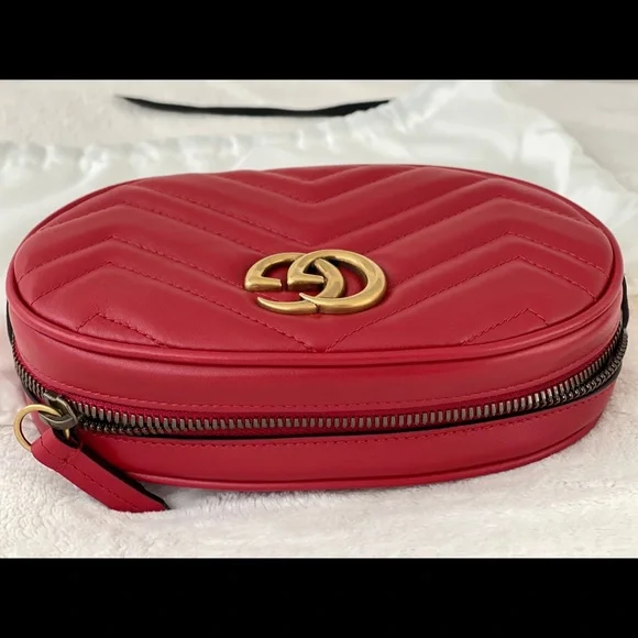 GUCCI Calfskin Matelasse GG Marmont Belt Bag - Picture 5 of 11